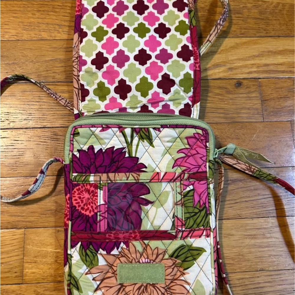 Vera Bradley Pink and Green Floral Shoulder Bag - Picture 3 of 4